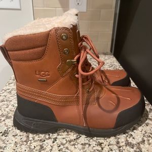 Sold! Ugg Men's Felton Size 8 NWT